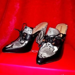 Faux-Leather slip on heel